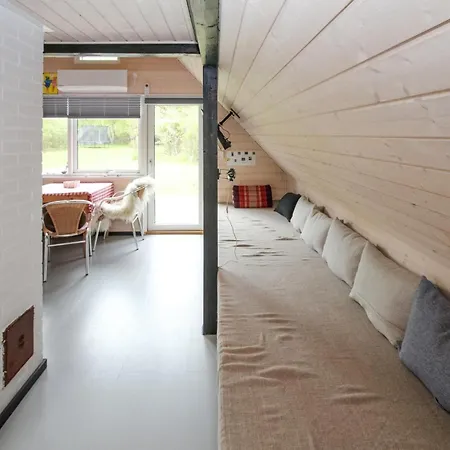 Gorgeous Home In Samso With Wifi Feriehus